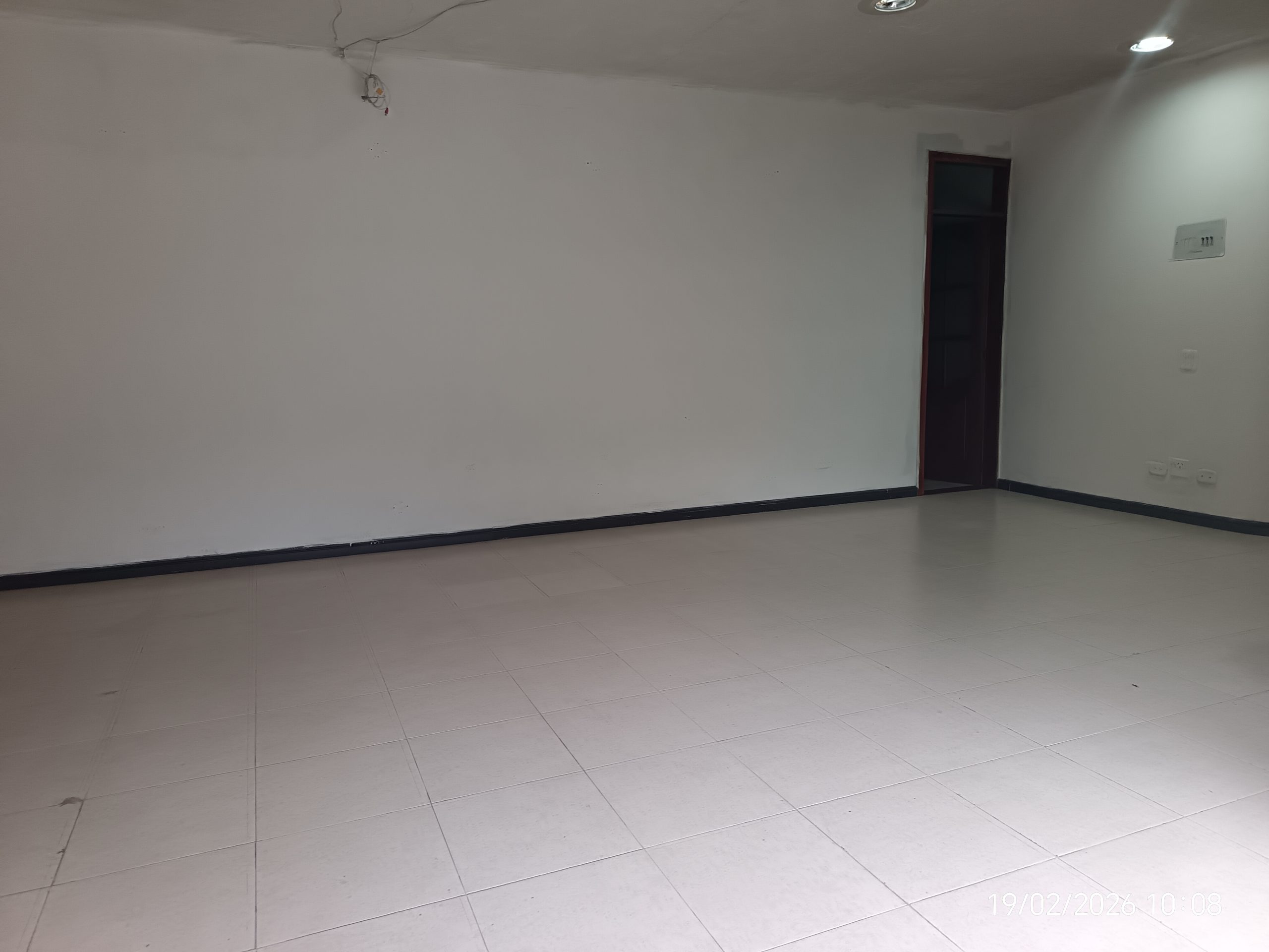 ARRIENDO LOCAL COMERCIAL SECTOR PARQUE BOLIVAR