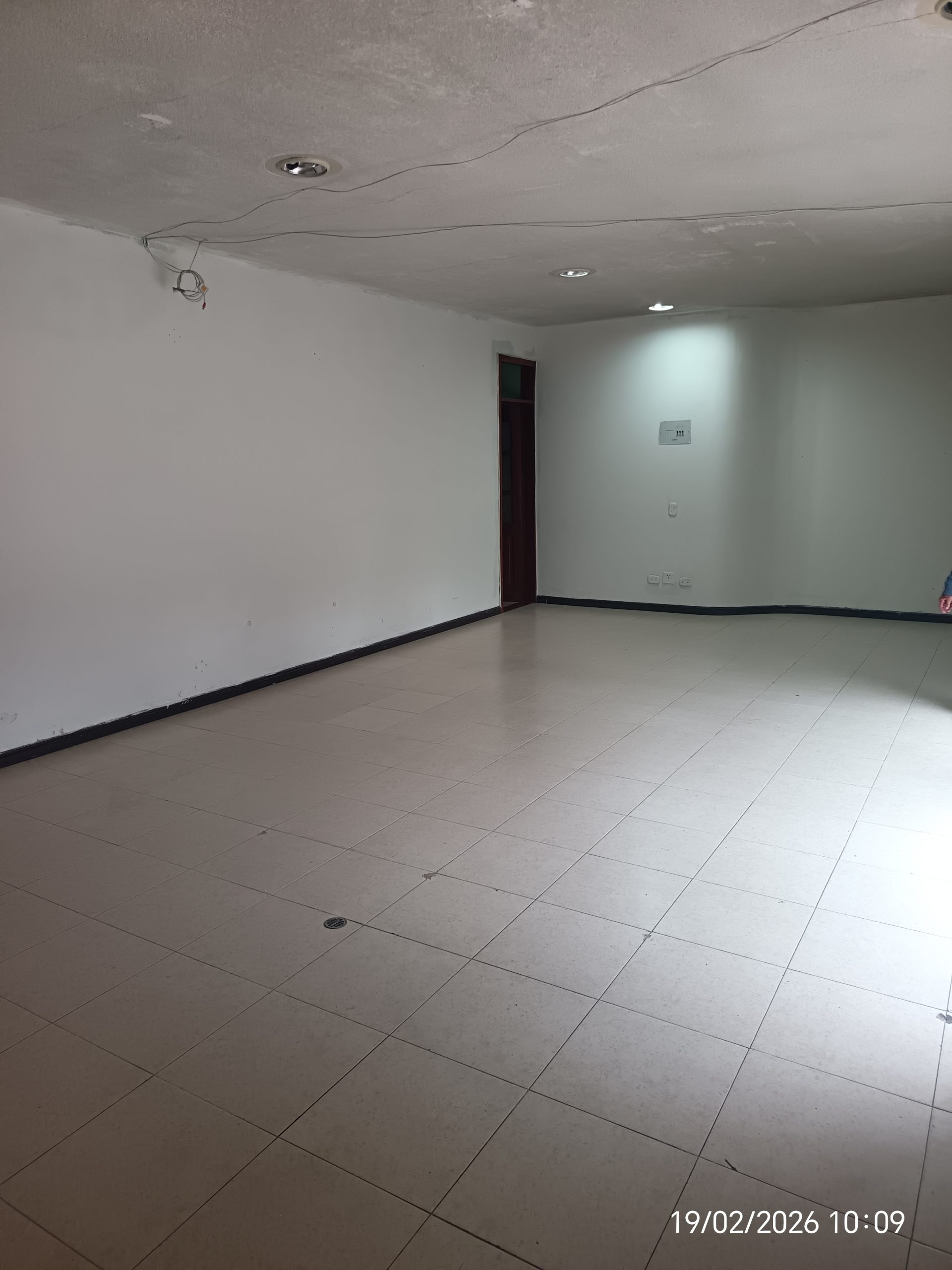 ARRIENDO LOCAL COMERCIAL SECTOR PARQUE BOLIVAR