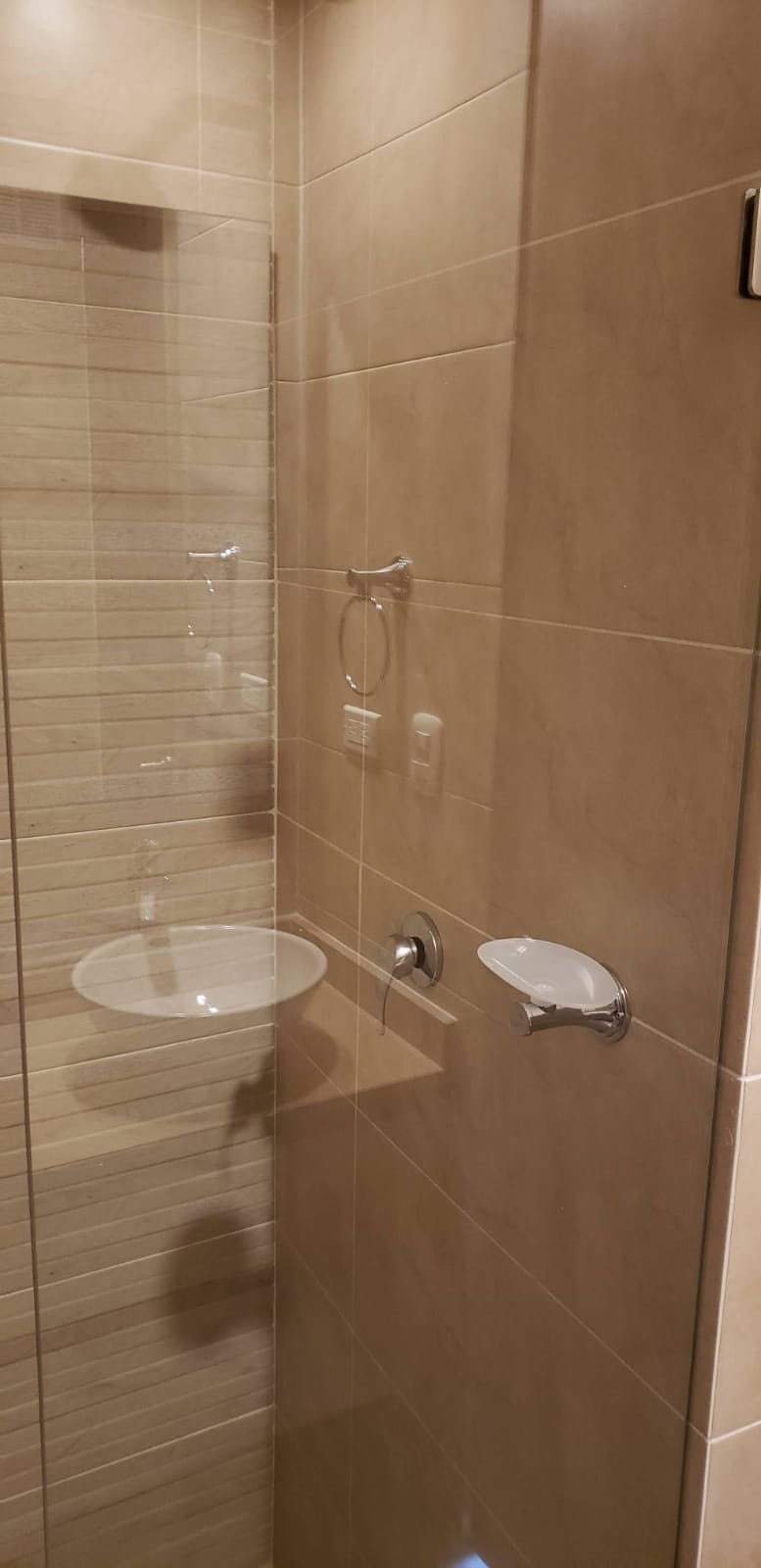 UBICACIÓN Y TRANQUILIDAD