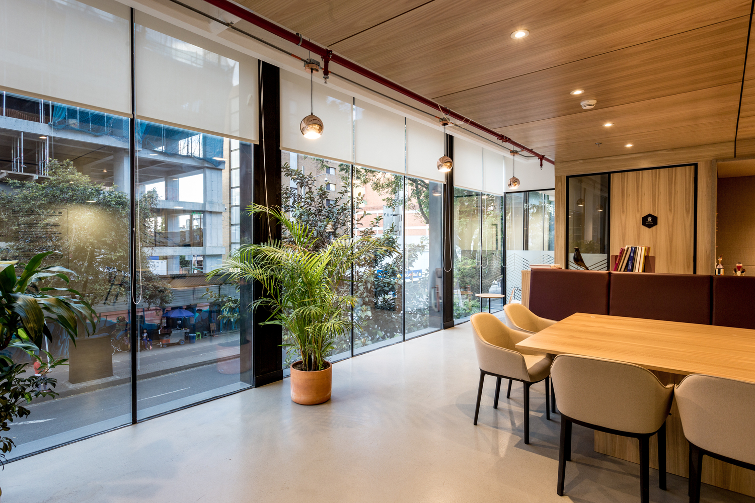 Únete a una comunidad empresarial en crecimiento en Bogota, Spaces Nuestro