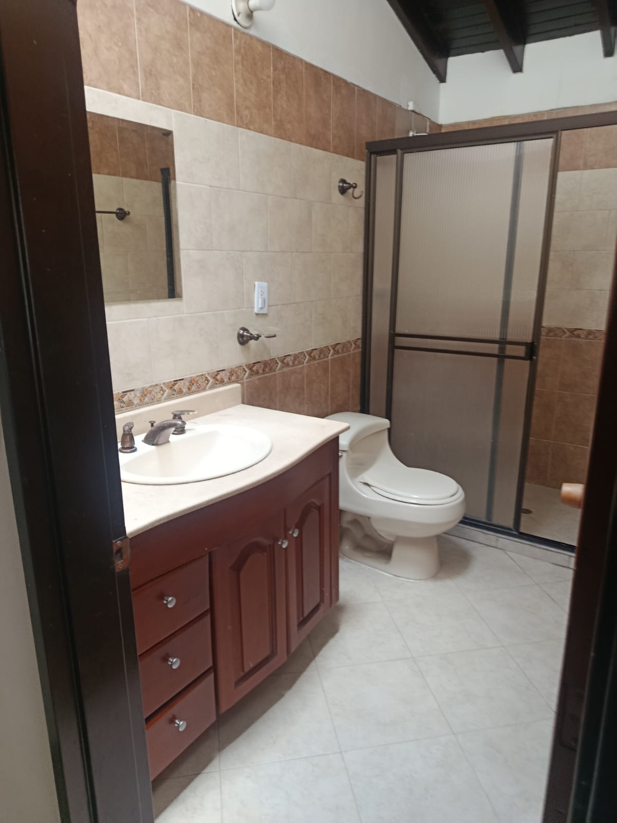 Arriendo Casa Finca el Prodigio, El Peñol Antioquia