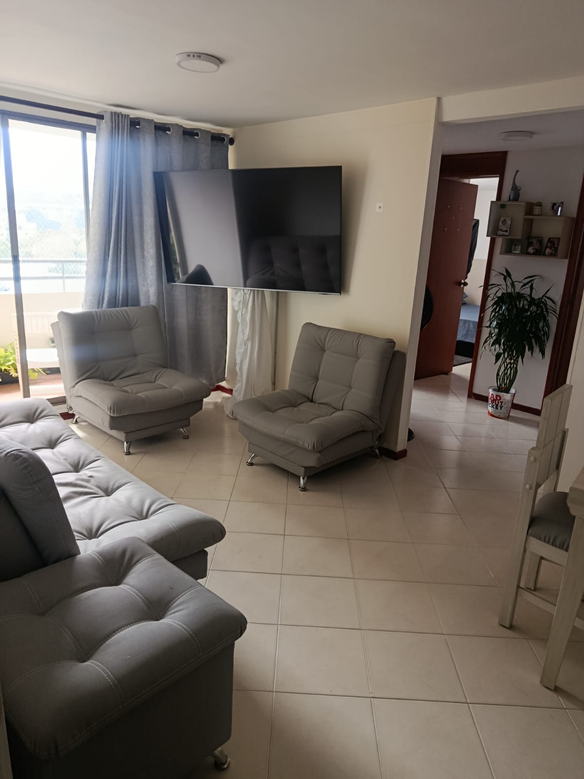 Alquiler Apartamento Remodelado Poblado Sector Vizcaya 9350944