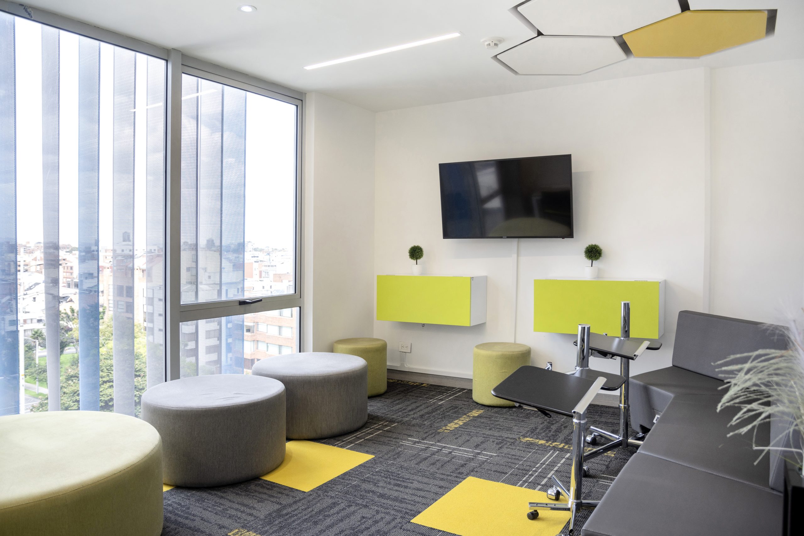 Oficina abierta en renta para 10 personas en Bogota, North Point