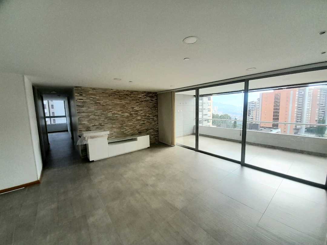Apartamento en Arriendo en El Poblado, Medellín