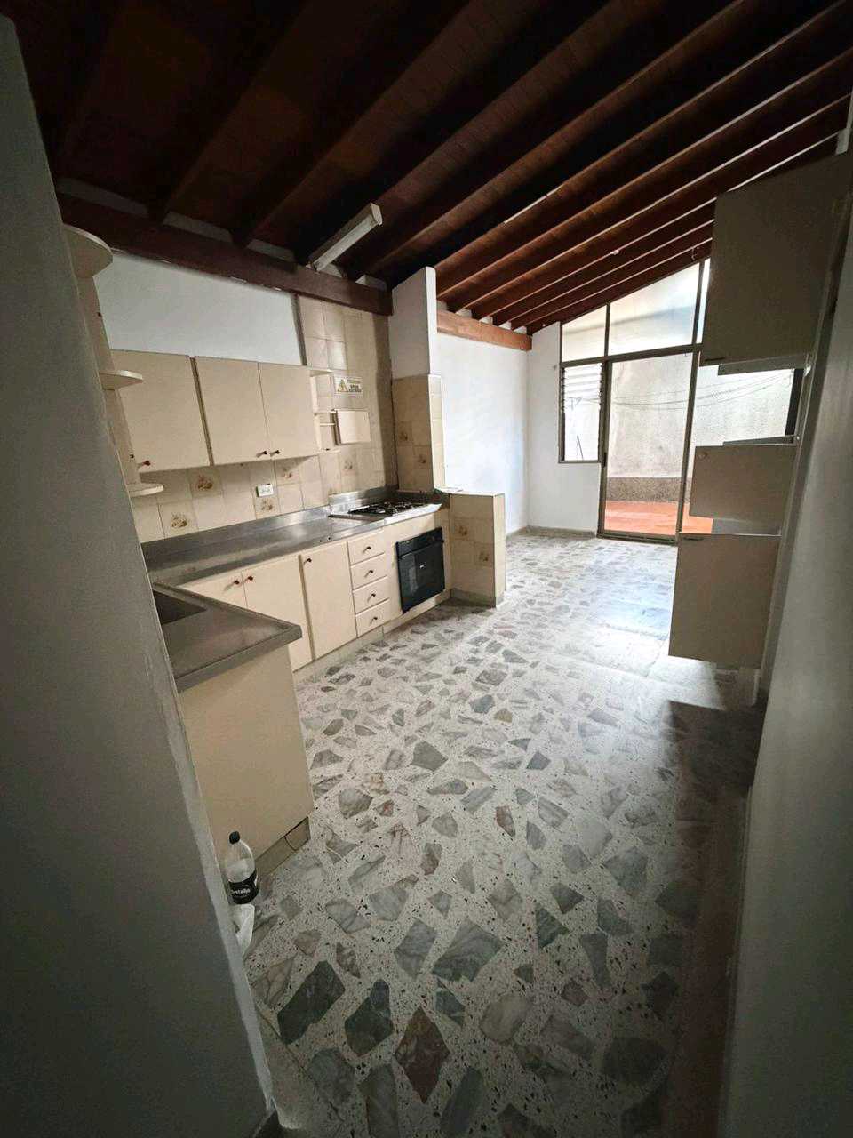 Se Arrienda Apartamento en Laureles, Medellín