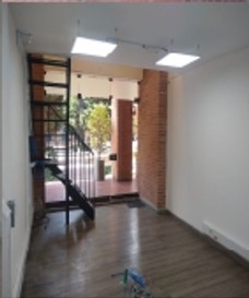 Consultorio en arriendo en El Lago, Bogotá