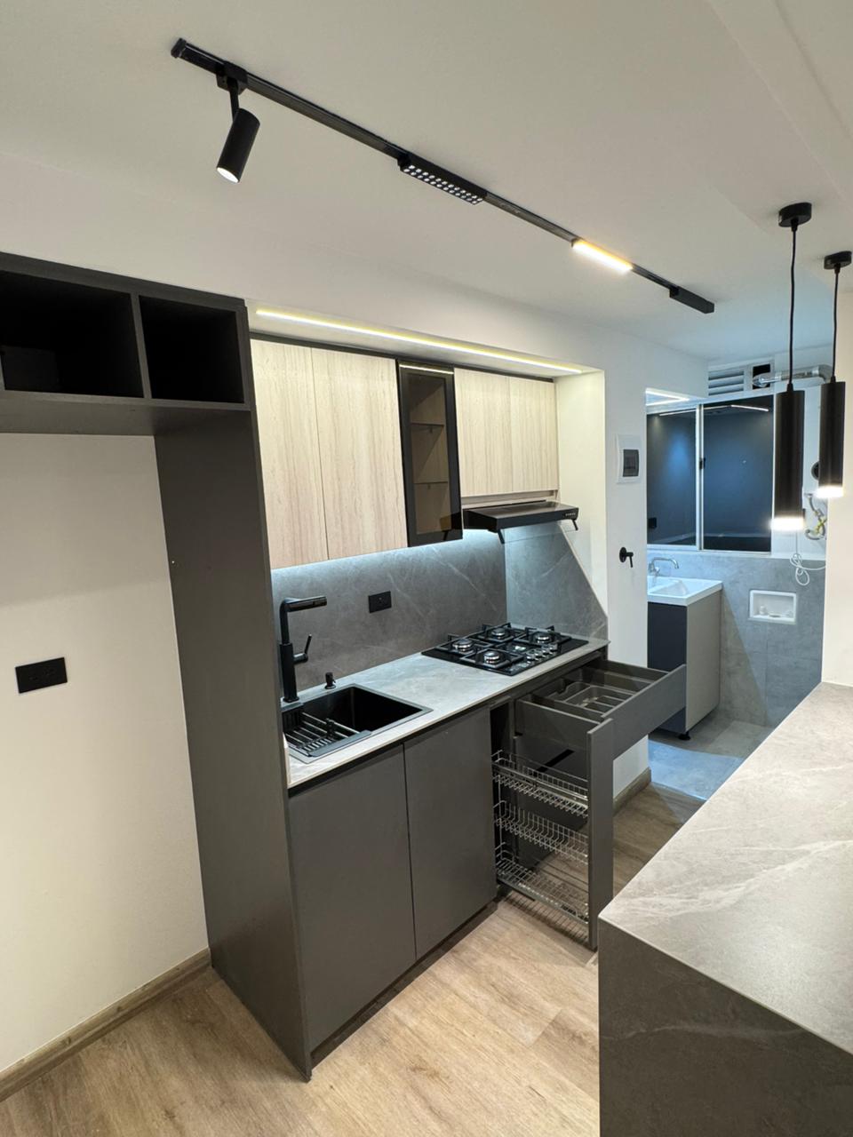 APARTAMENTO EN ARRIENDO EN LA CEJA, QUINTO PISO CON ASCENSOR.