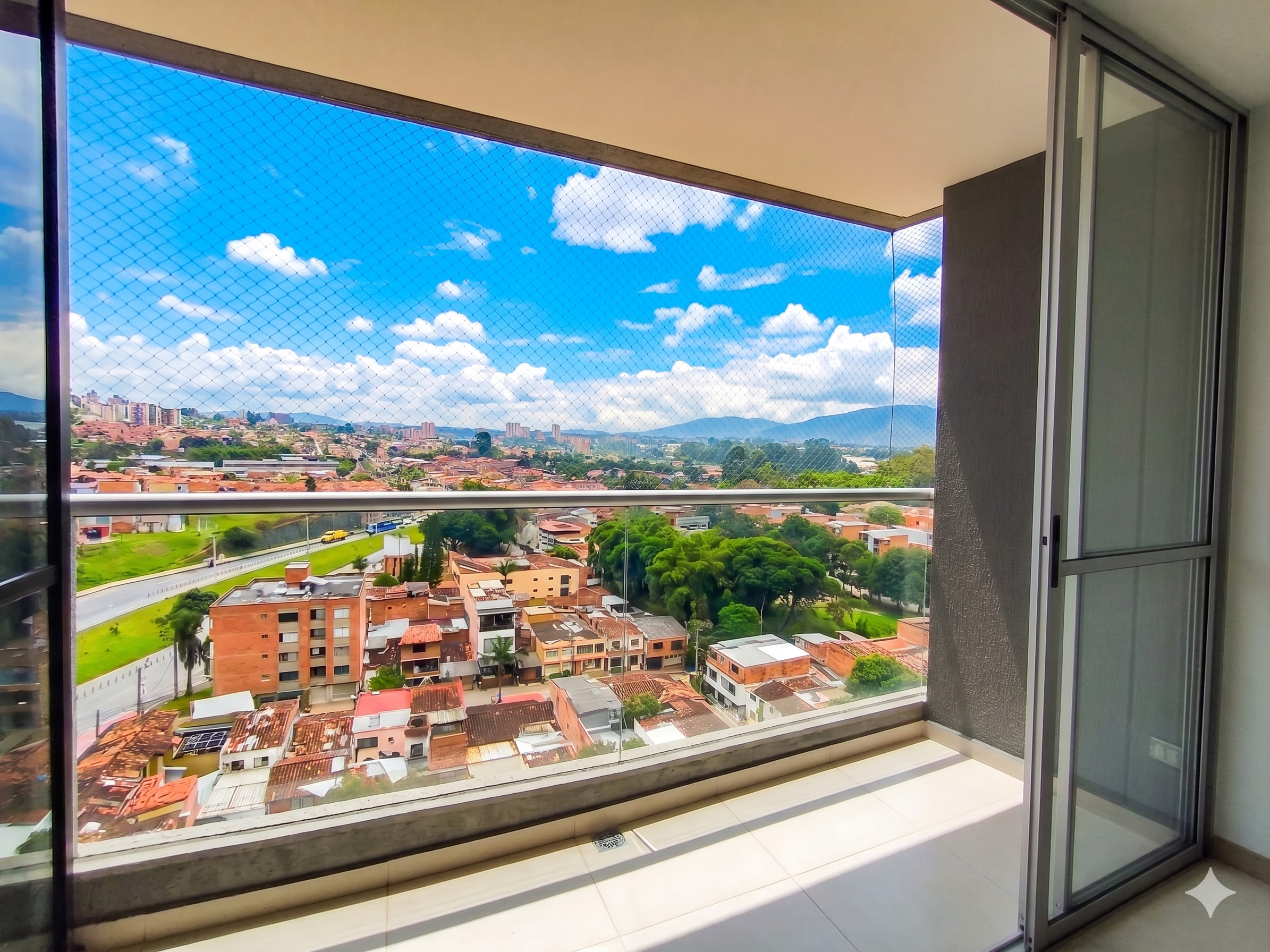 Apartamento en Arriendo en Tres esquinas, Sabaneta