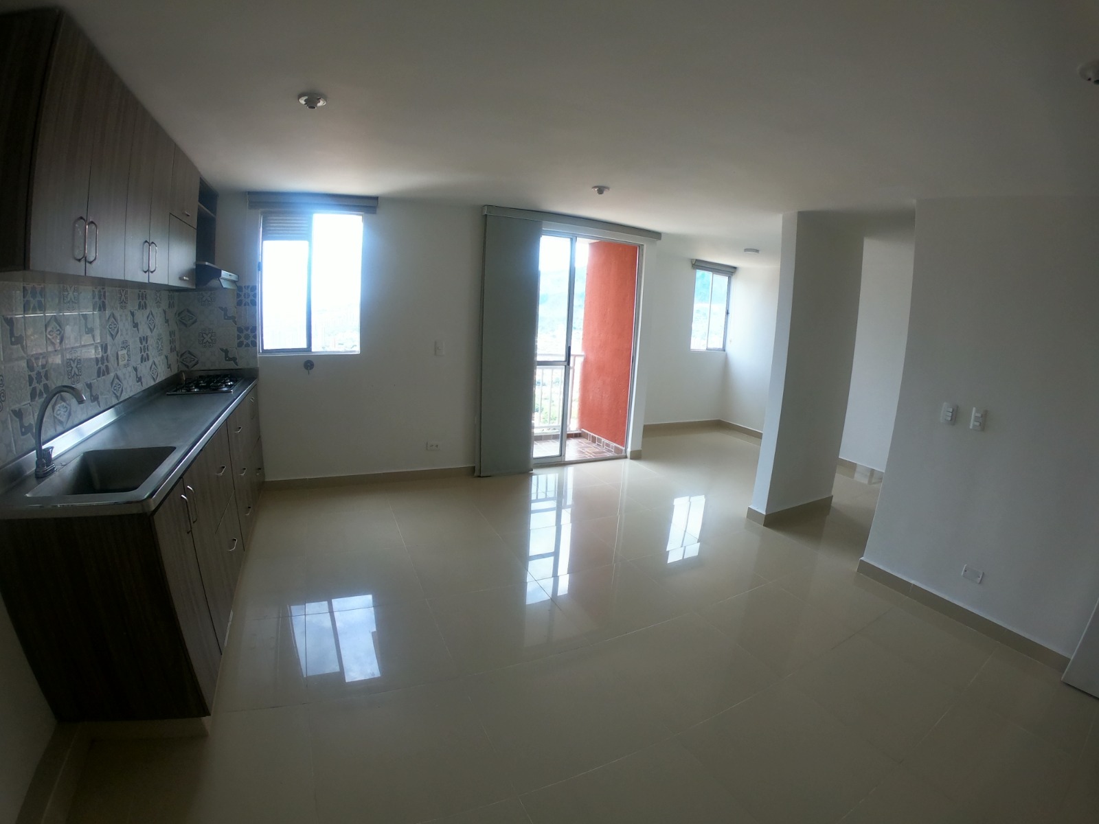 APARTAMENTO EN ARRIENDO EN LA CEJA, SECTOR CENTRO.