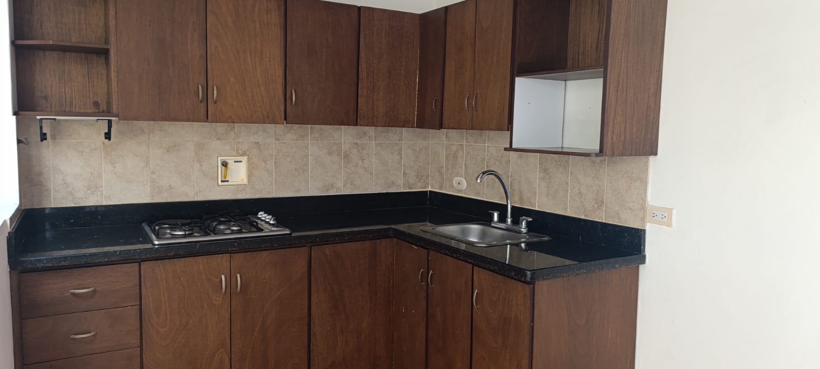 OFICINA EL POBLADO COD GB557196