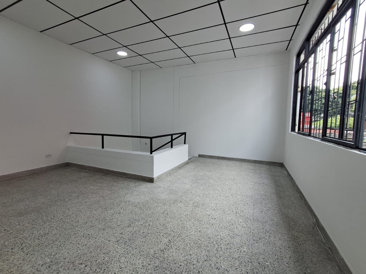 Local en alquiler en centro de Pereira. Excelente ubicación