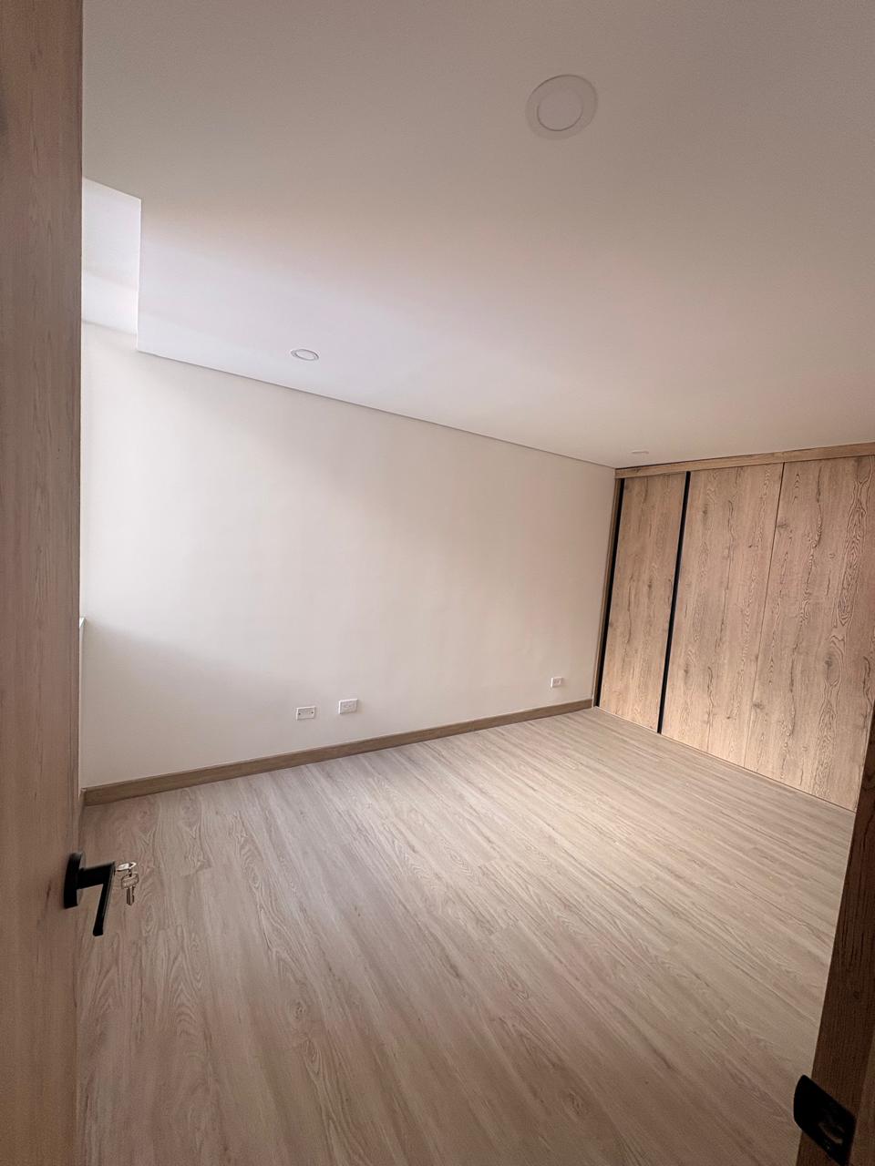 Arriendo apartamento en La Felicidad