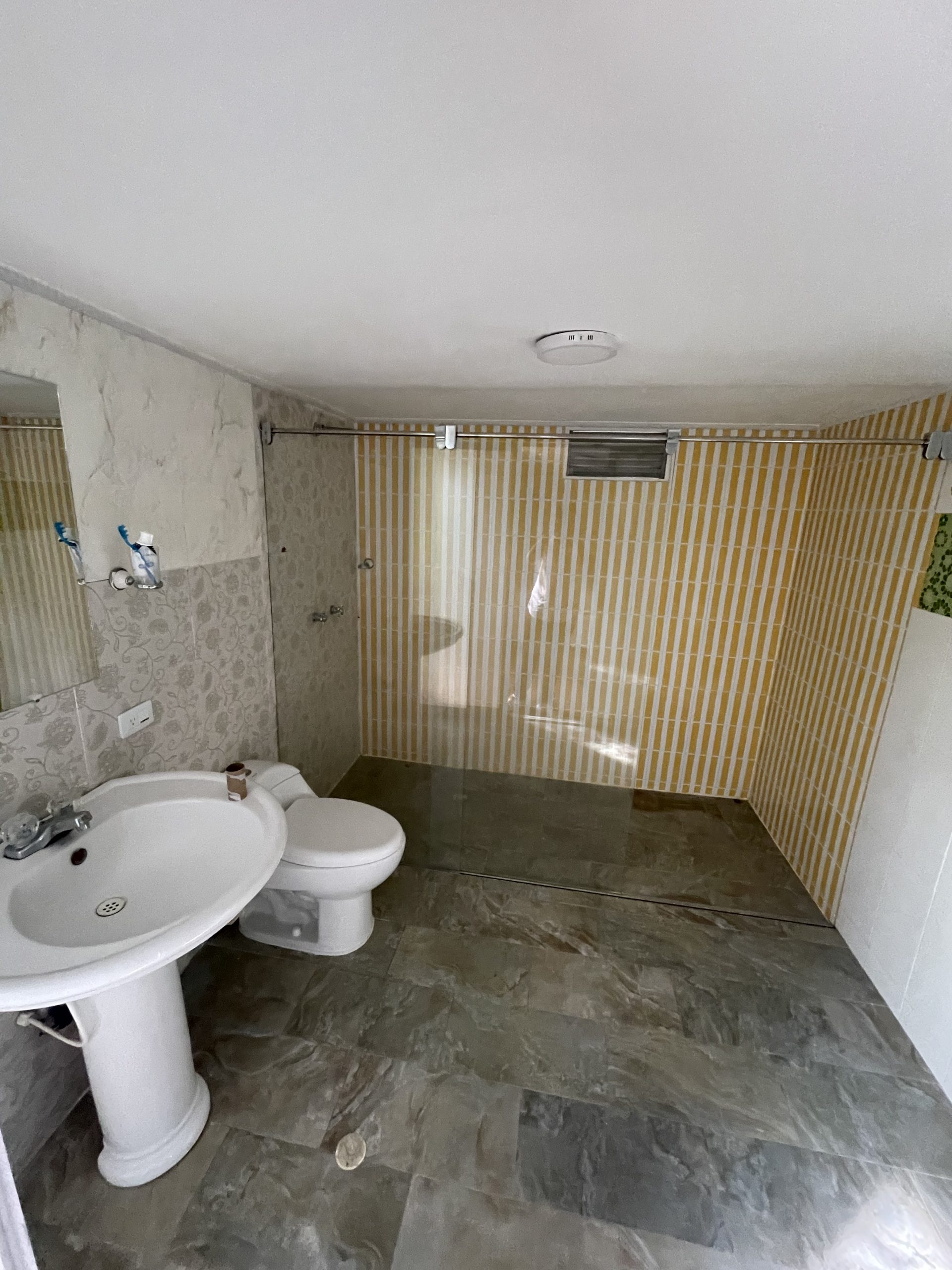 Hermosa casa campestre en alquiler CARTAGO