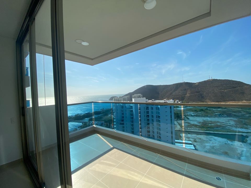 Se Arrienda Lote Comercial Rodadero