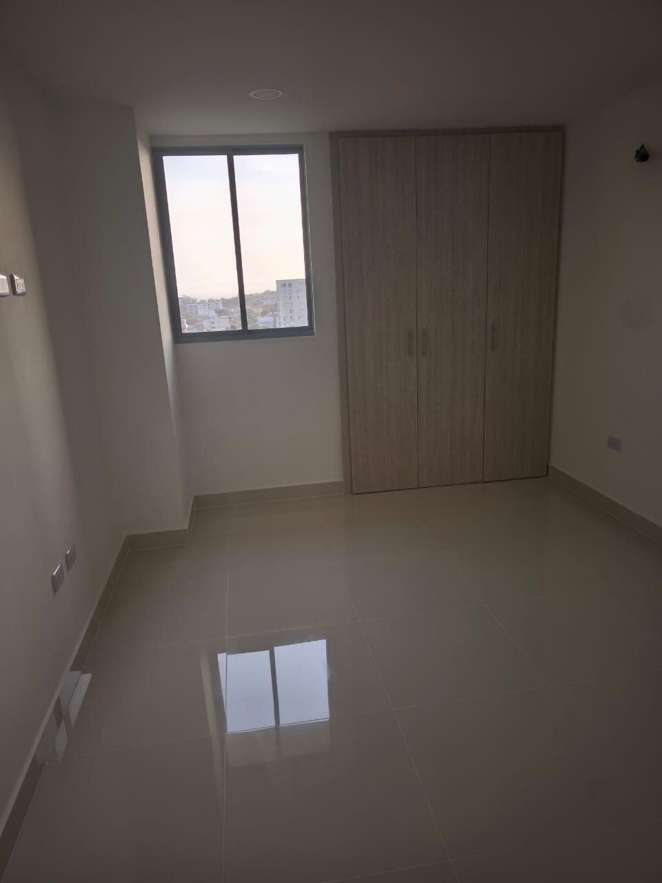 Espacio de oficina en renta para 3 personas en Barranquilla, Blue Garden