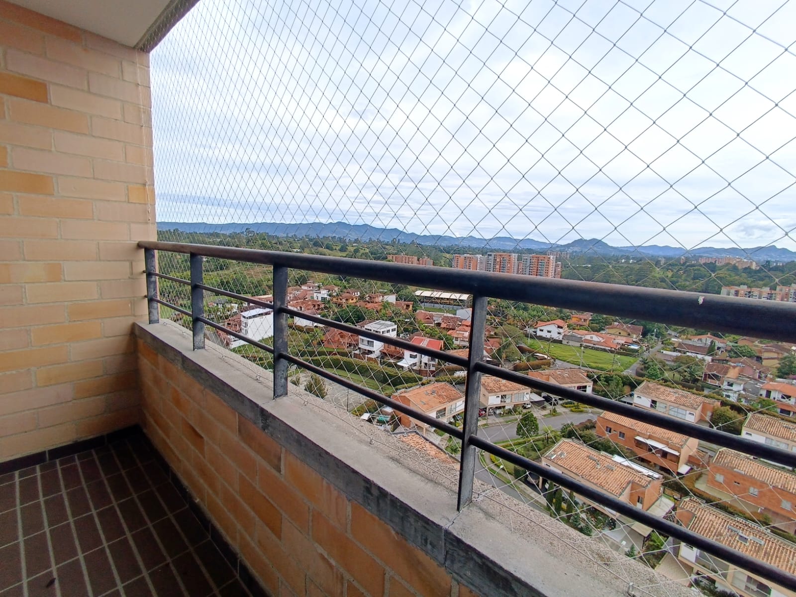 APARTAMENTO EN ARRIENDO EN LA CEJA EN UNIDAD CERRADA.