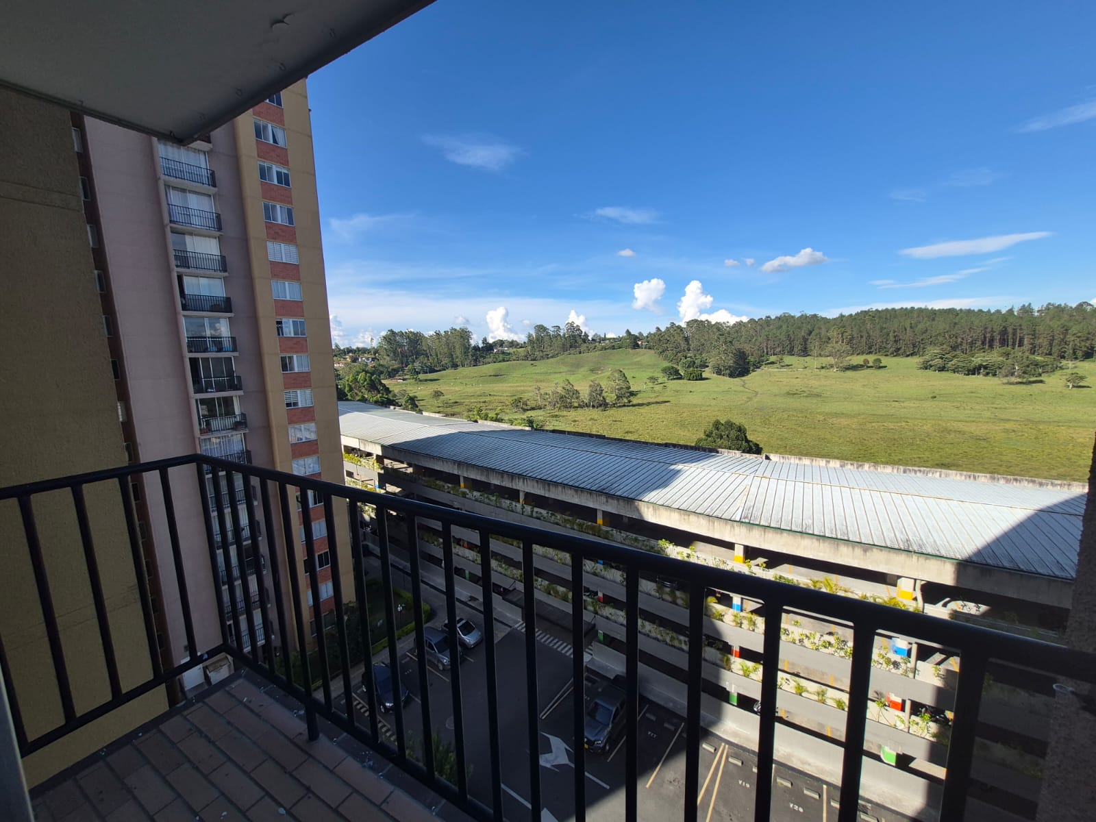 APARTAMENTO EN ARRIENDO EN LA CEJA PARA ESTRENAR.