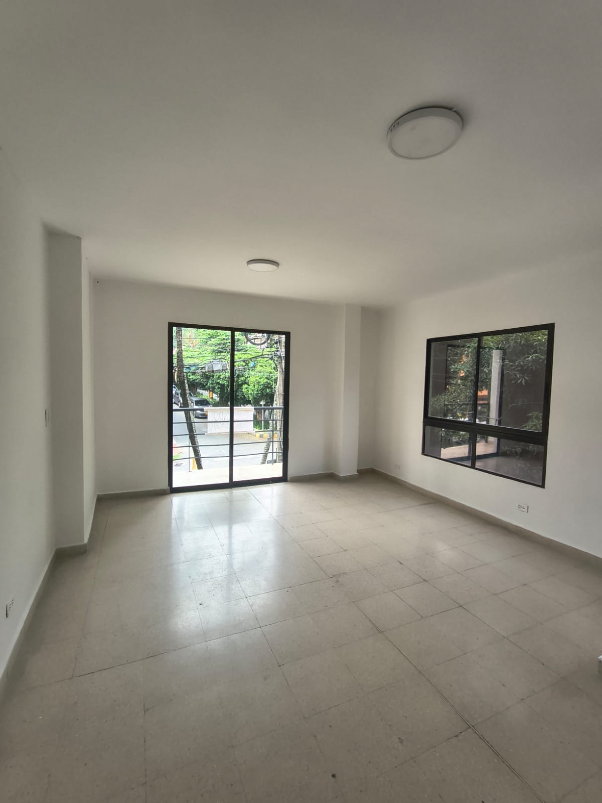 Se Vende Bodega-local en Caribe