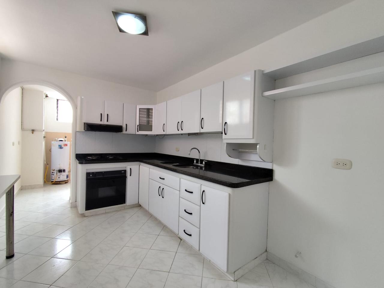Se Vende Bodega-local en Caribe