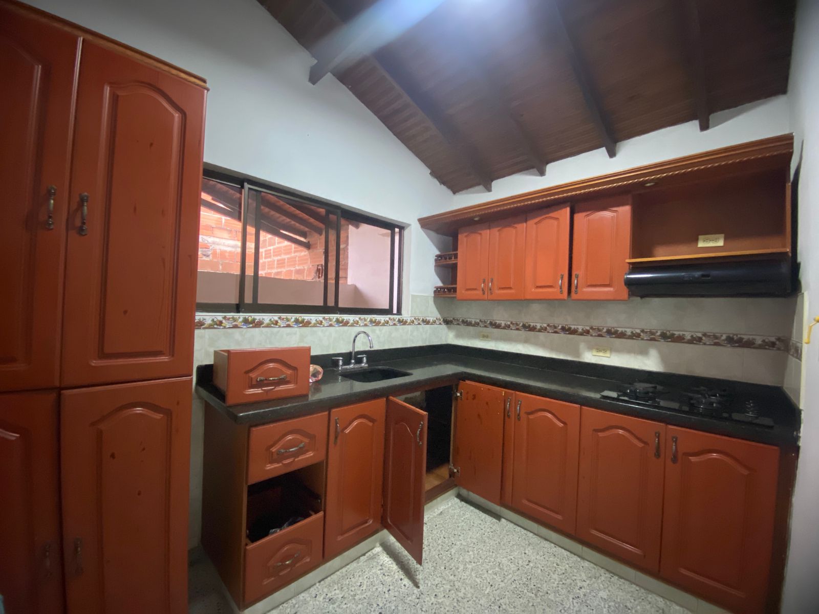 Apartamento para Arriendo con Estratégica Ubicación en Robledo