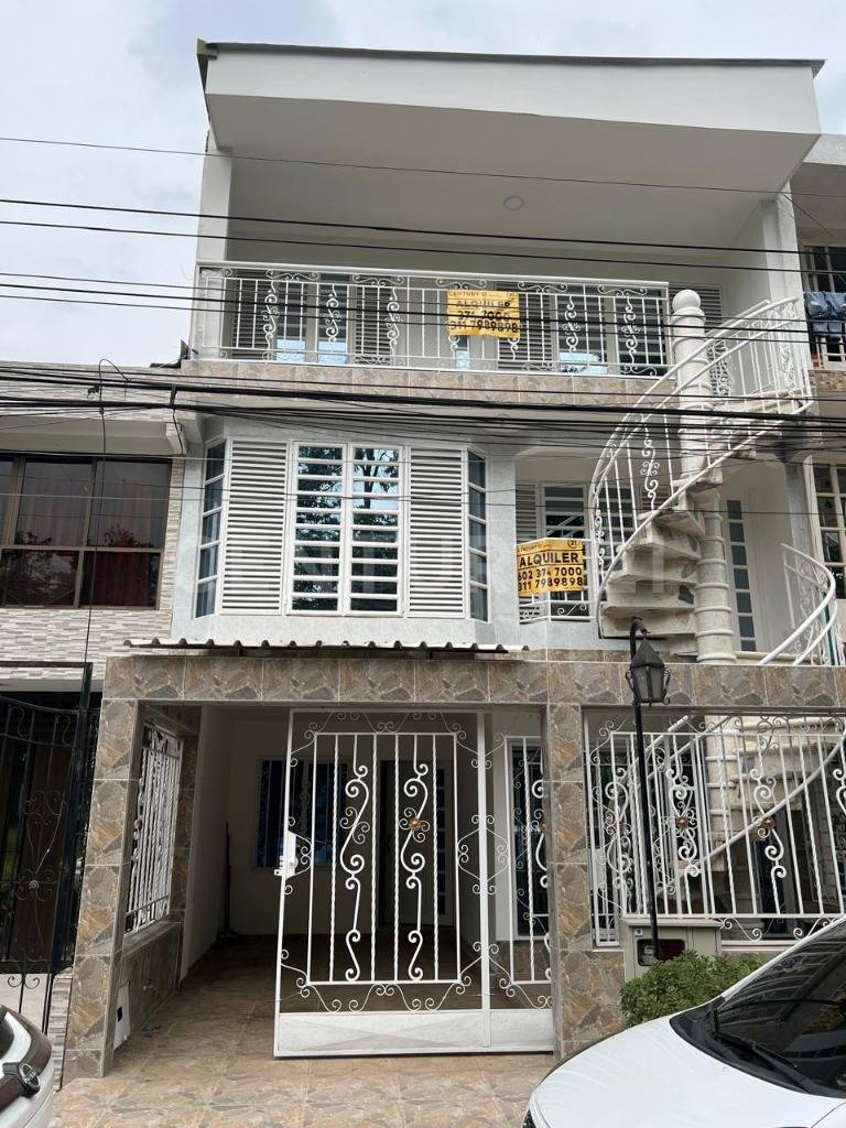ALQUILER AMPLIO APARTAMENTO EN VILLA DEL SUR