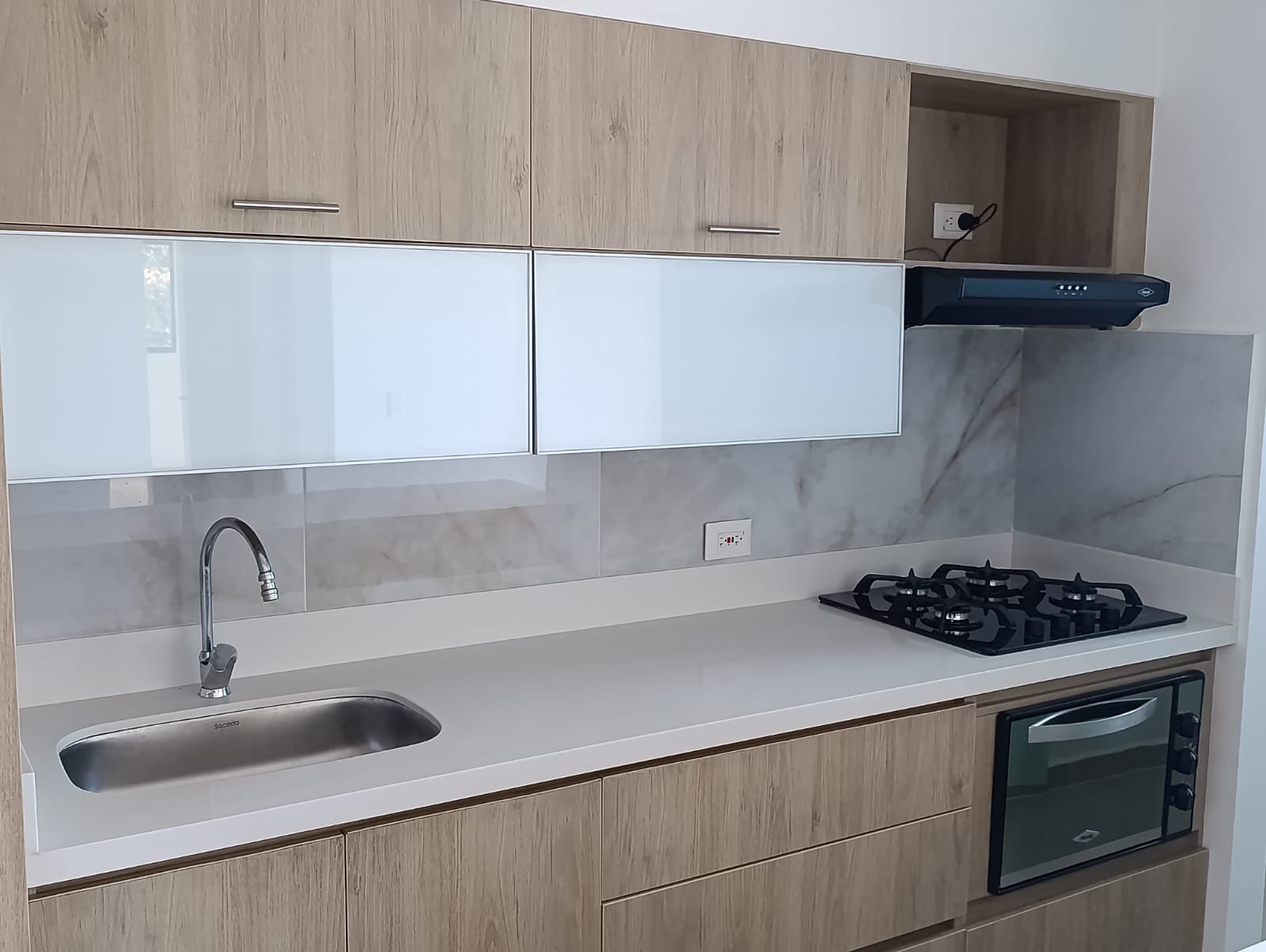 APARTAMENTO EN ARRIENDO EN LA CEJA EN UNIDAD CERRADA.