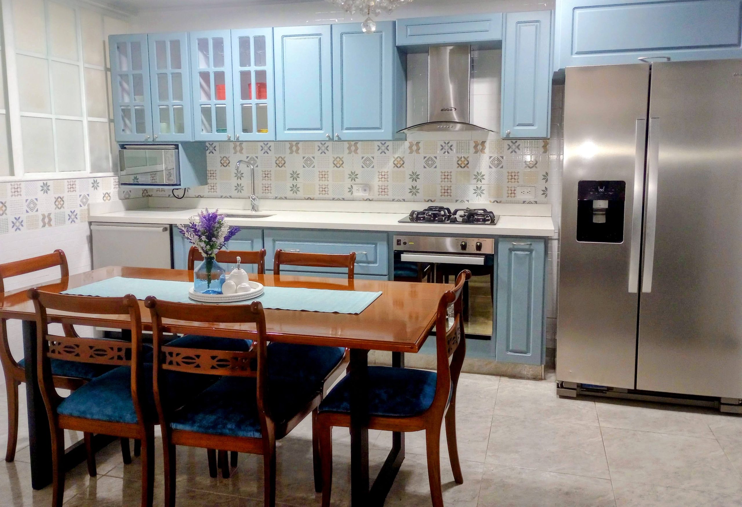 Hermosa, remodelada, casa al sur, El Templete, cerca a todo, para vivienda, consultorios u oficinas.