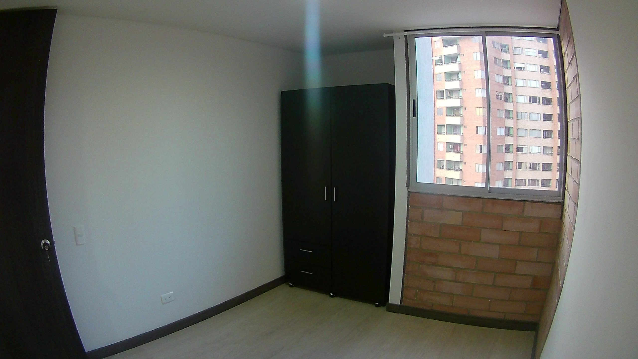 Apartamento de 3 Alcobas en Sabaneta (Aves María) con Parqueadero y Zonas Club