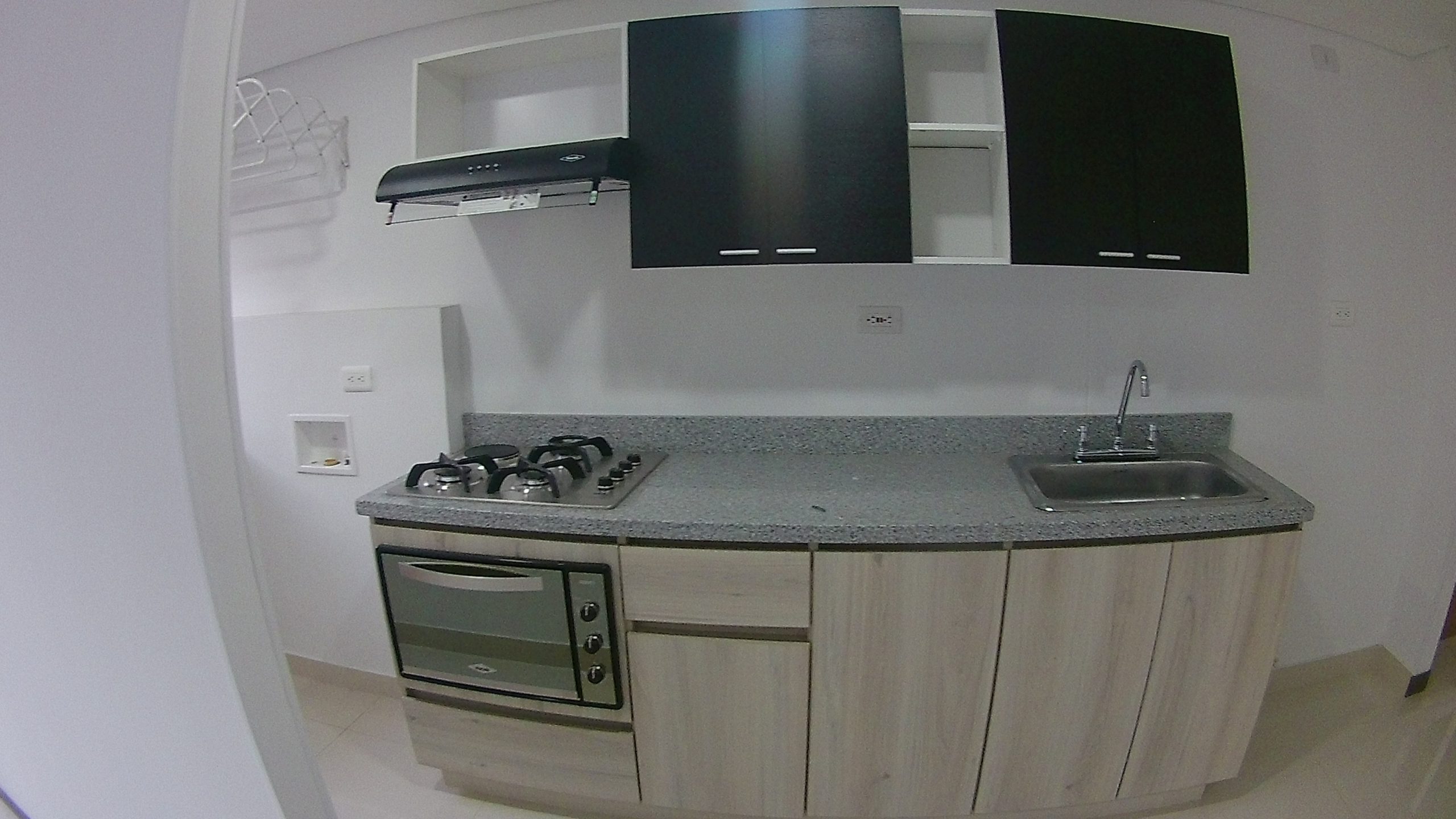 Apartamento de 3 Alcobas en Sabaneta (Aves María) con Parqueadero y Zonas Club