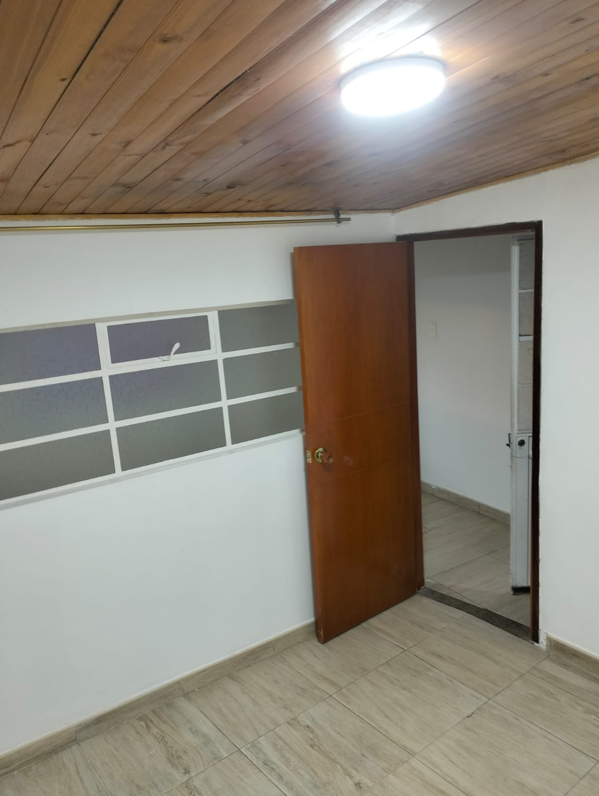 SE RENTA APARTAESTUDIO