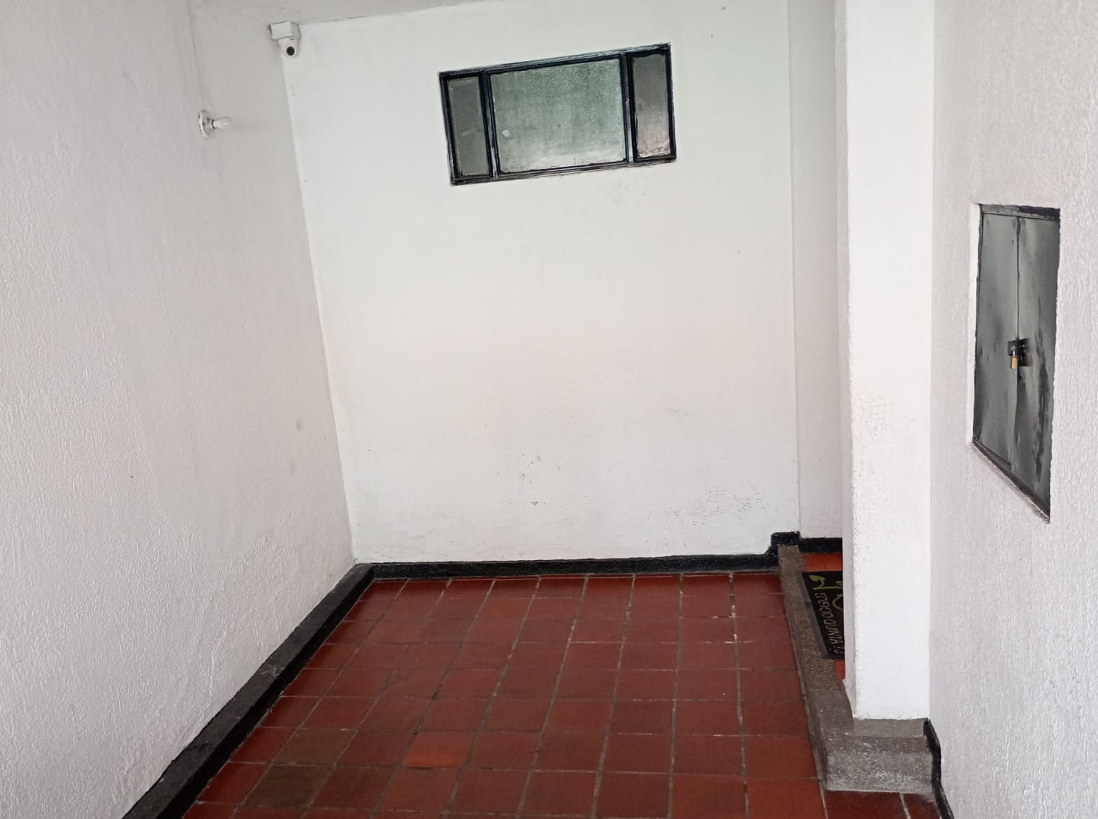 SE RENTA PARQUEADERO