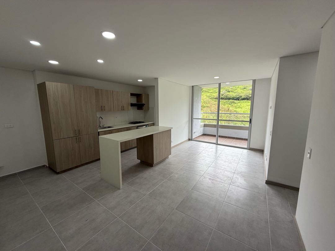 Apartamento en Arriendo en Loma De San Julian, Bello