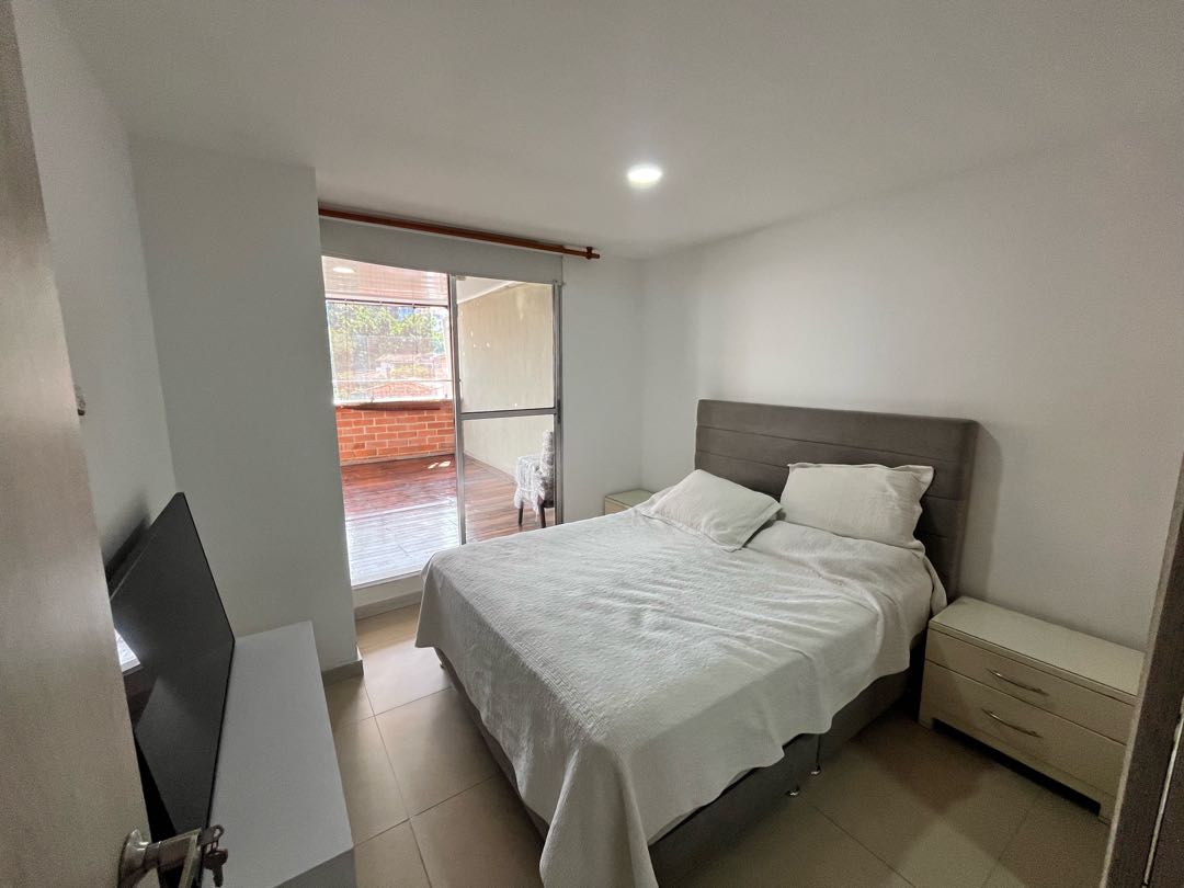 Arrienda Apartamento Alto de Las flores Envigado Antioquia