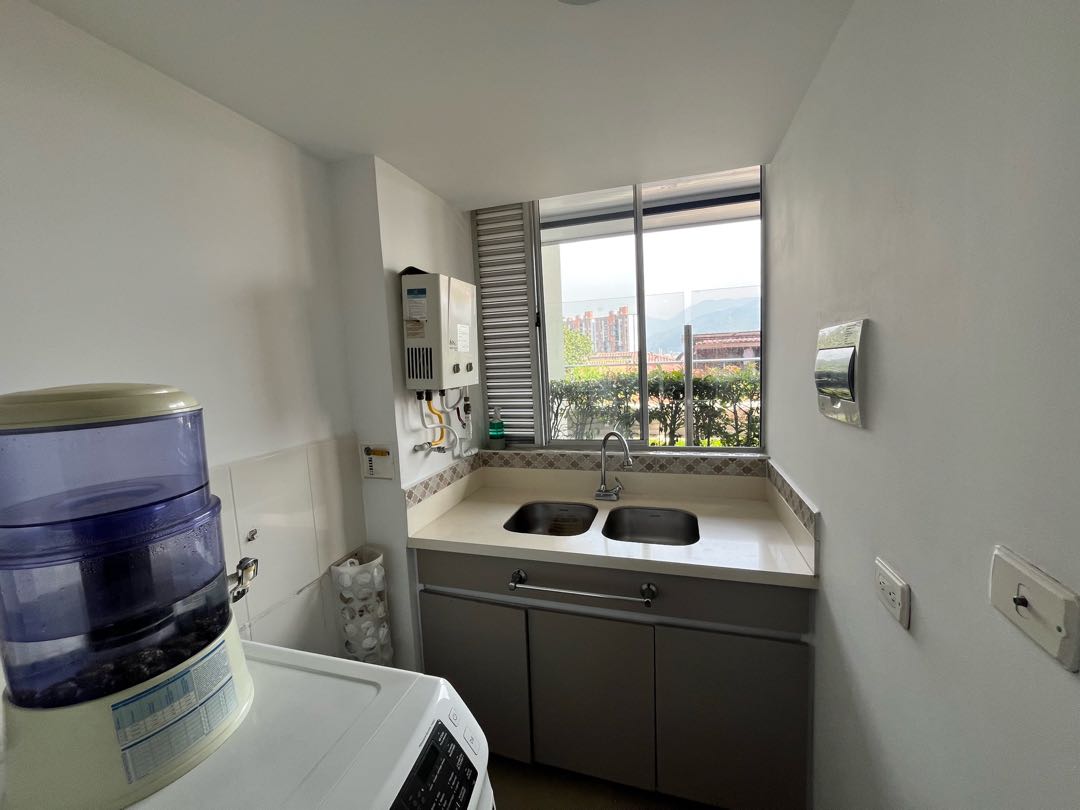 Arrienda Apartamento Alto de Las flores Envigado Antioquia