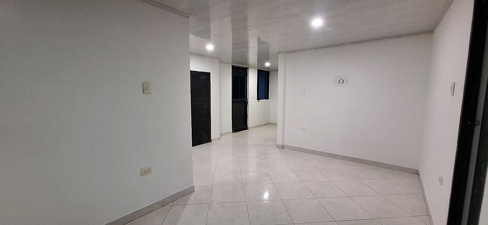 ARRIENDO APTO ALTOS DEL PEÑON GIRARDOT $900.000