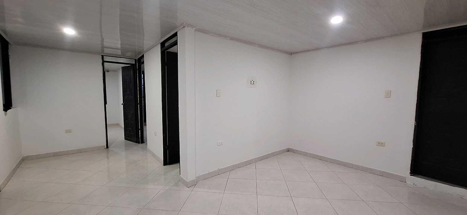 ARRIENDO APTO ALTOS DEL PEÑON GIRARDOT $900.000