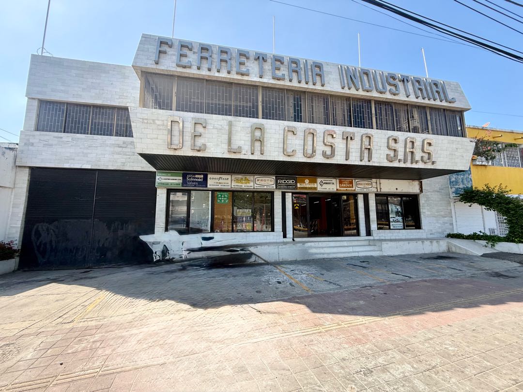 SE ARRIENDO O SE VENDE LOTE CON BODEGA, ZONA FRANCA LA CANDELARIA
