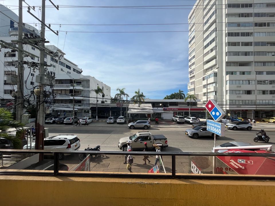 SE ARRIENDA APARTAMENTO EN CASTILLOGRANDE