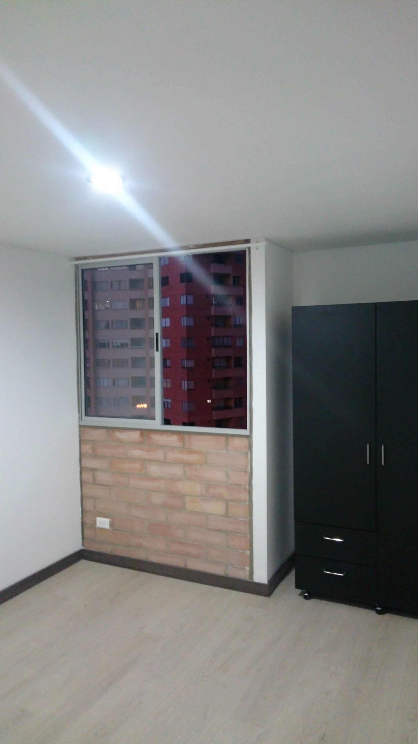 Apartamento de 3 Alcobas en Sabaneta (Aves María) con Parqueadero y Zonas Club