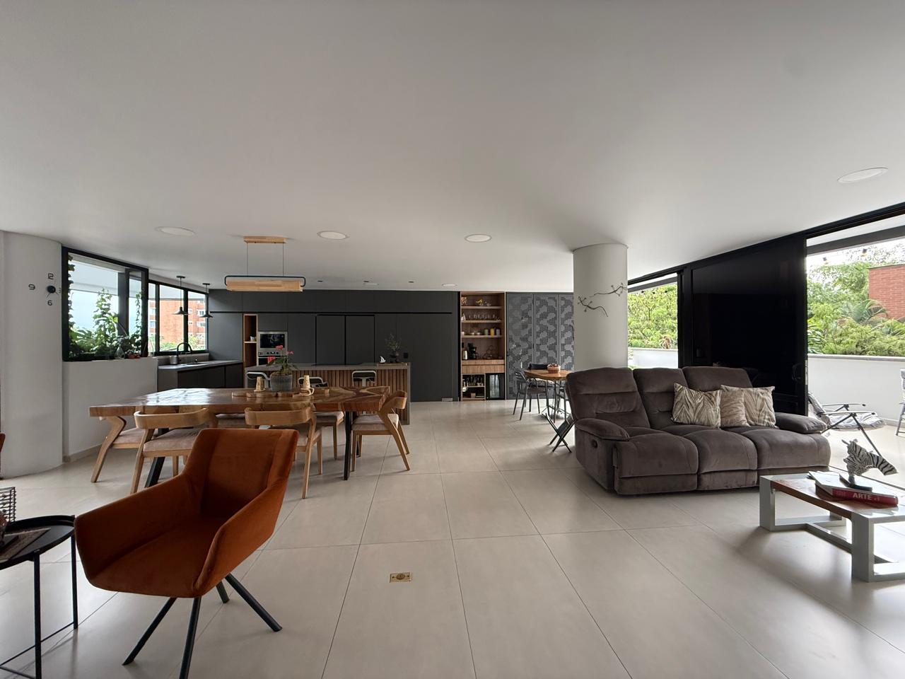 Casa en Arriendo en Jardines, Envigado