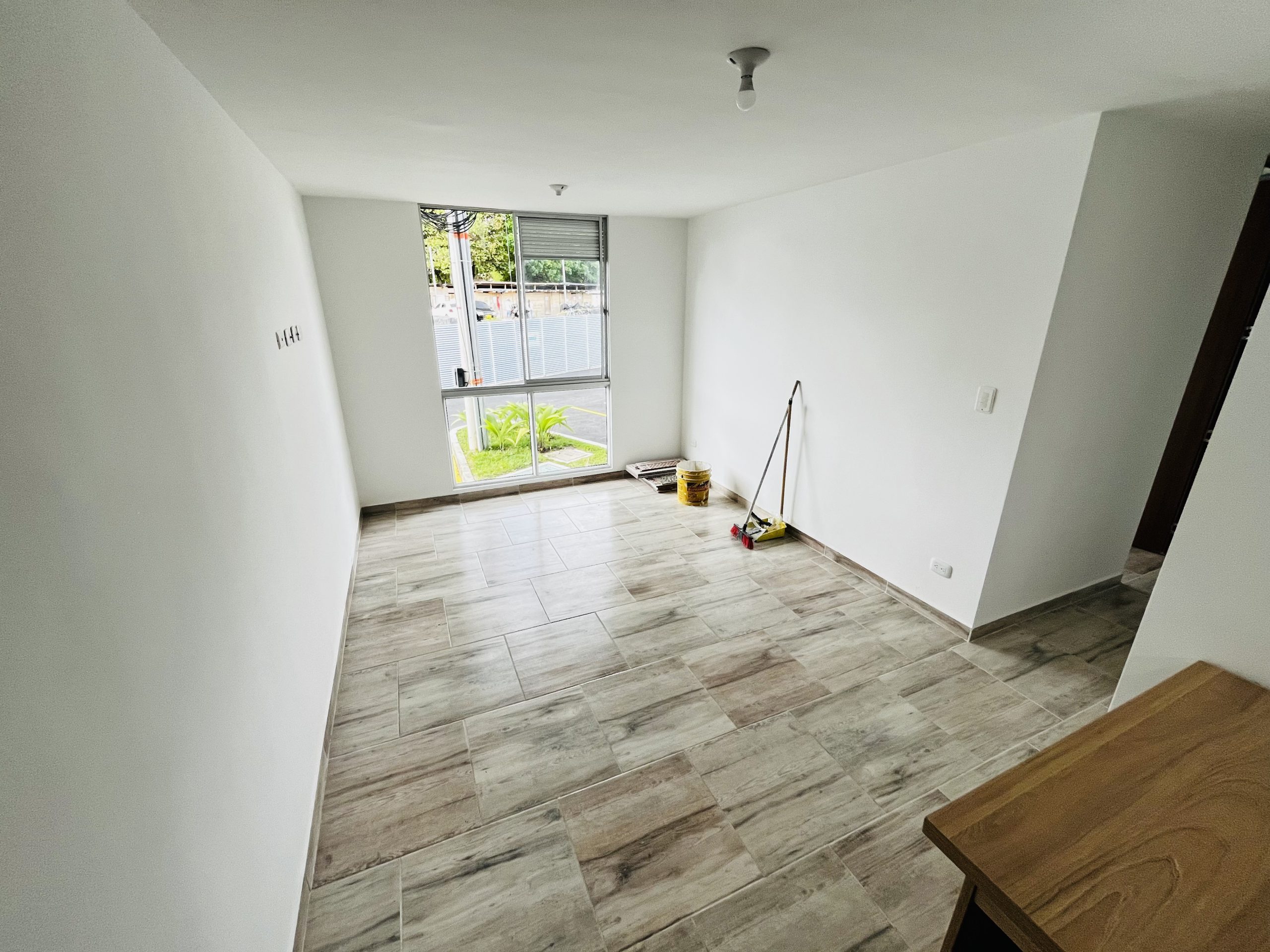 SE ARRIENDA APARTAMENTO DE 3 HABITACIONES – SECTOR SUR