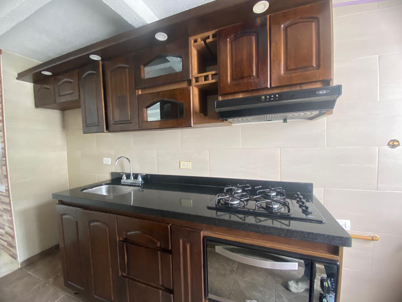 Se Arrienda Amplio e Iliminado Apartamento en Madera, Bello