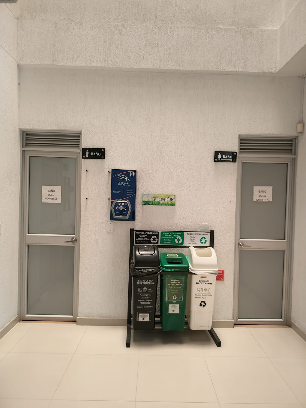 SE ARRIENDA CONSULTORIO U OFICINA