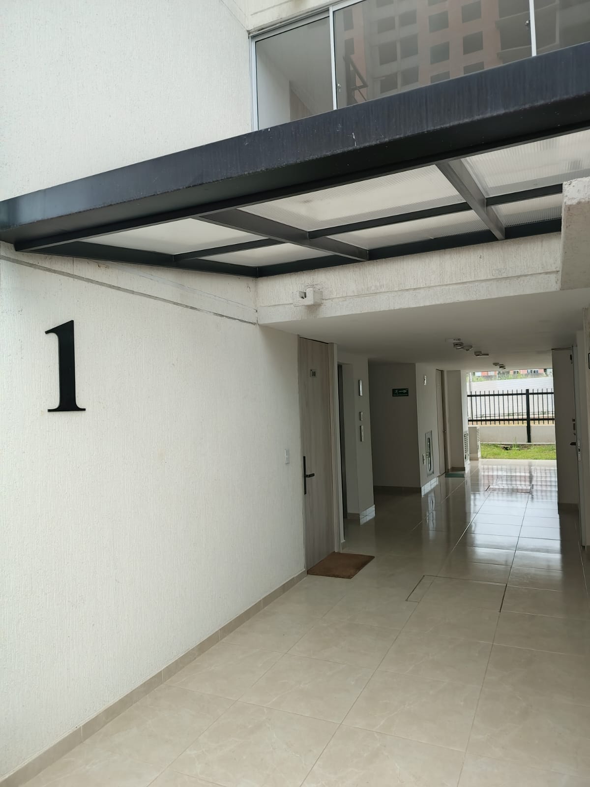 SE ARRIENDA APARTAMENTO NUEVO