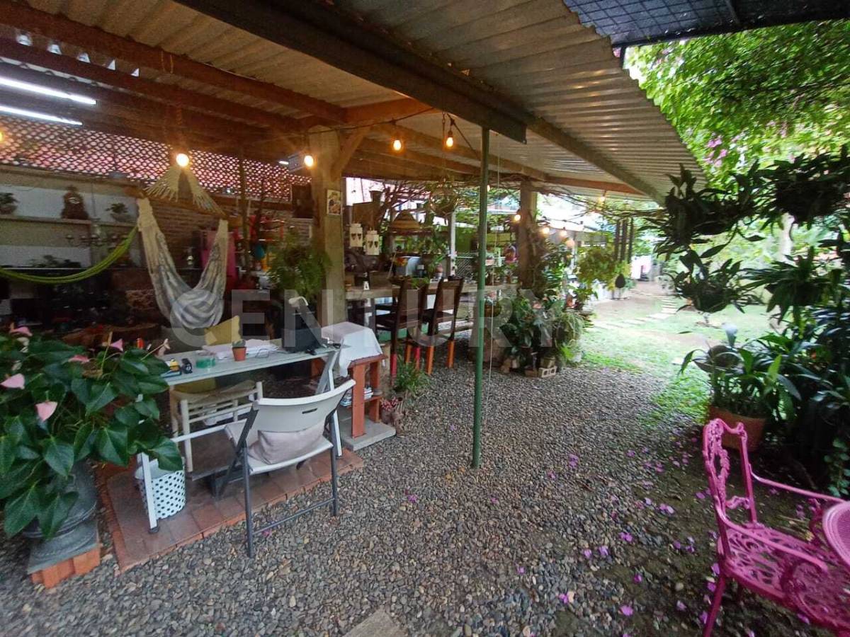 APARTAMENTO TIPO CASA ZONA OESTE