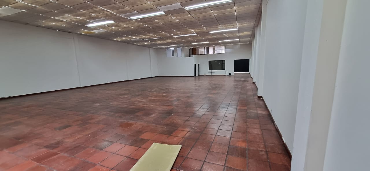 Bodega en Venta/ Arriendo en Chia