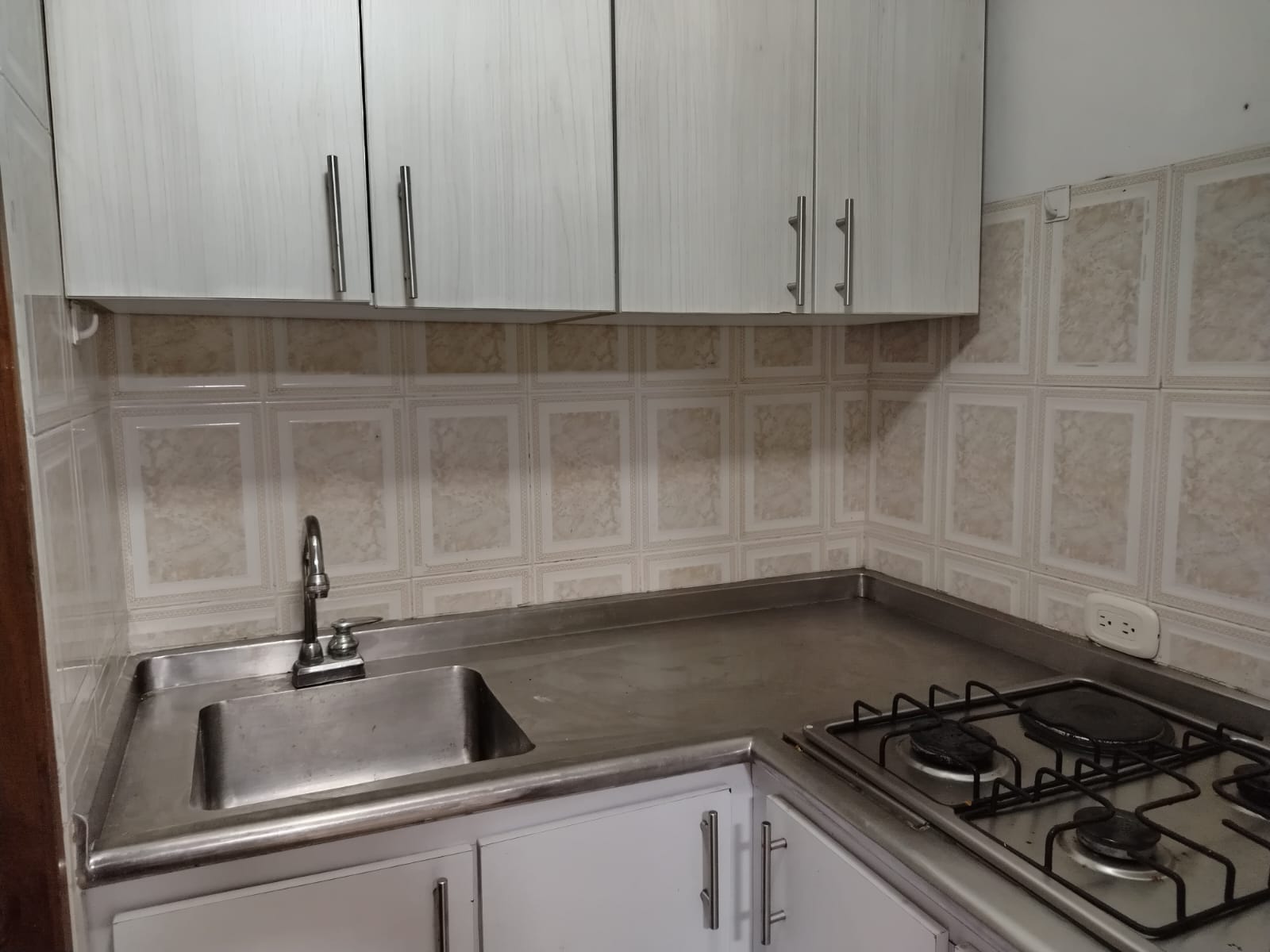 ARRIENDO OFICINA ARBOLEDA MANIZALES | UN SOLO AMBIENTE