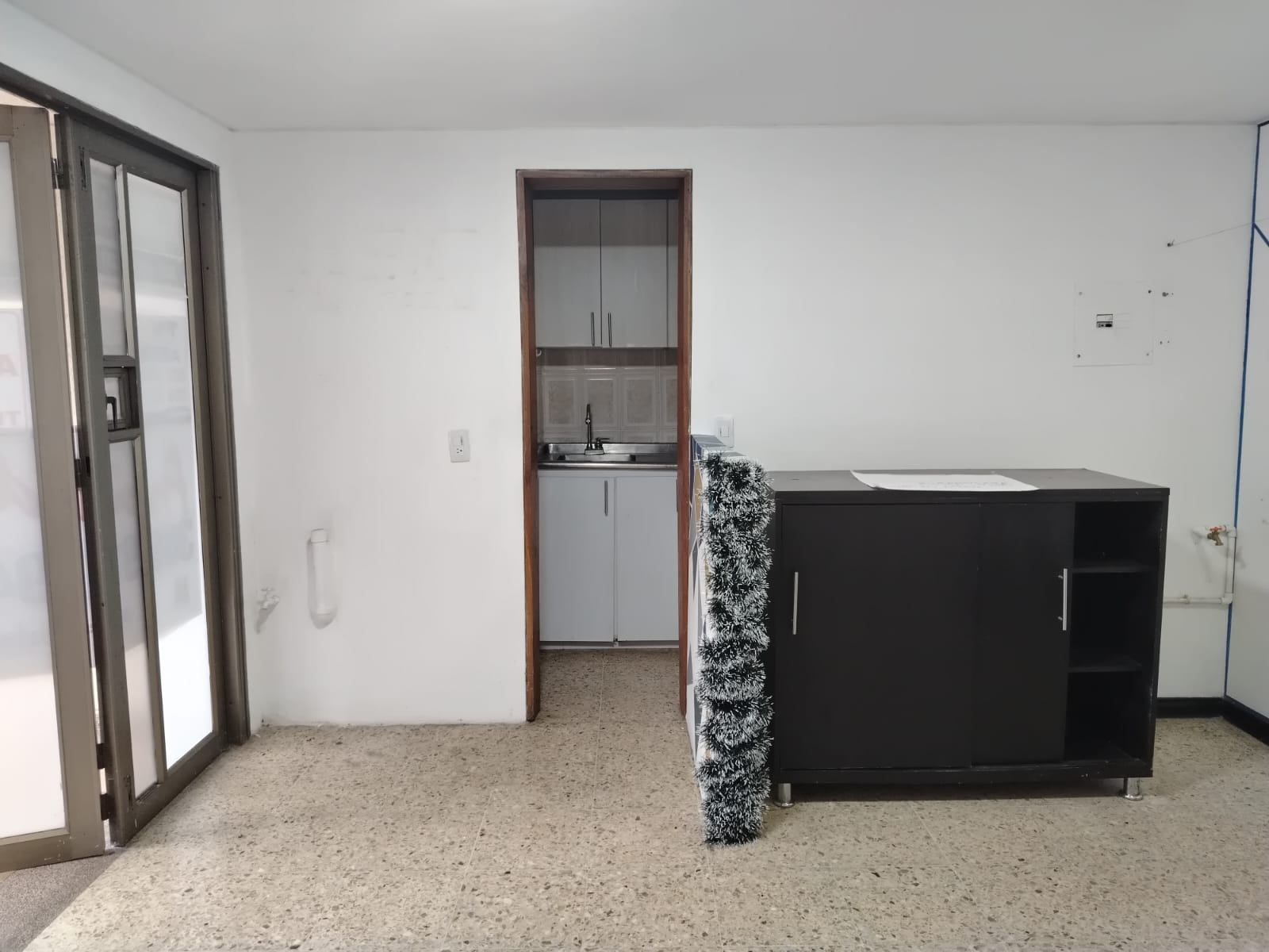 ARRIENDO OFICINA ARBOLEDA MANIZALES | UN SOLO AMBIENTE