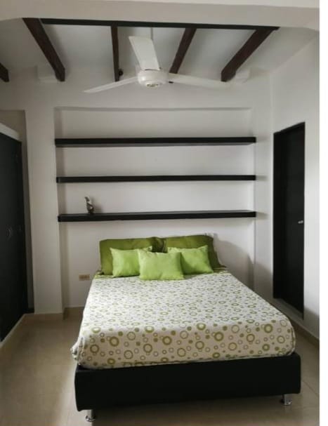 APARTAESTUDIO AMOBLADO