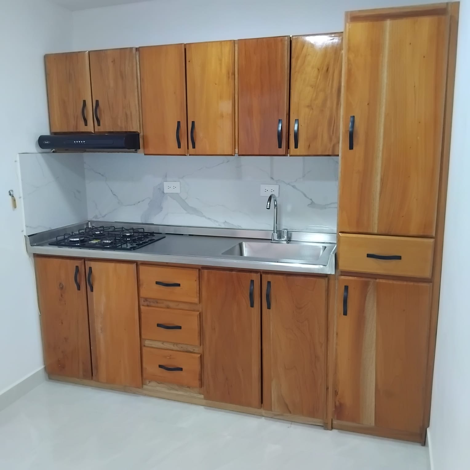 ¡ESTRENA APARTAESTUDIO MODERNO ! ✨EN EL CENTRO DE GUATAPÉ